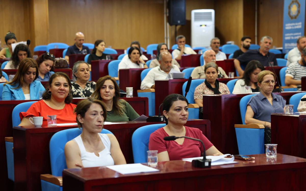 Diyarbakır’da Doğan Hatun’un yerine Evin Yelboğa seçildi