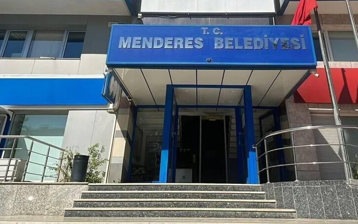 Menderes Belediyesi AKP'ye geçti