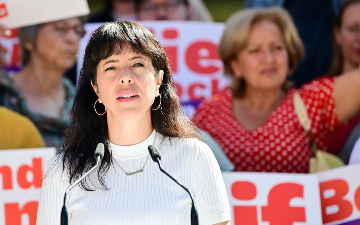 Merkez çökerken Elif Eralp ve Sol Parti, Almanya’yı AfD korkusuna bırakmamaya kararlı