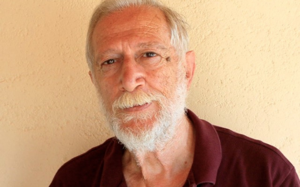 Hunermendê filistînî Suleyman Mensûr koça dawî kir