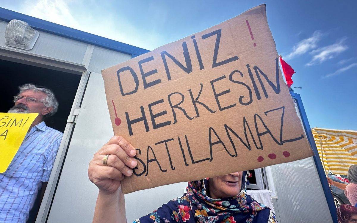 Zelek'te kafes balıkçılığına karşı direnen halk anlatıyor: ÇED raporu hileli alındı