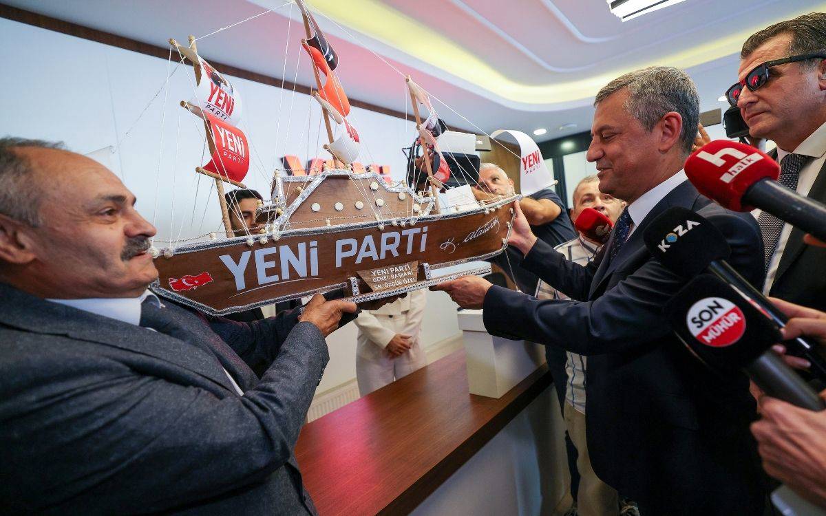 Özel: YENİ Parti 18 günde 600 bin üyeye ulaştı