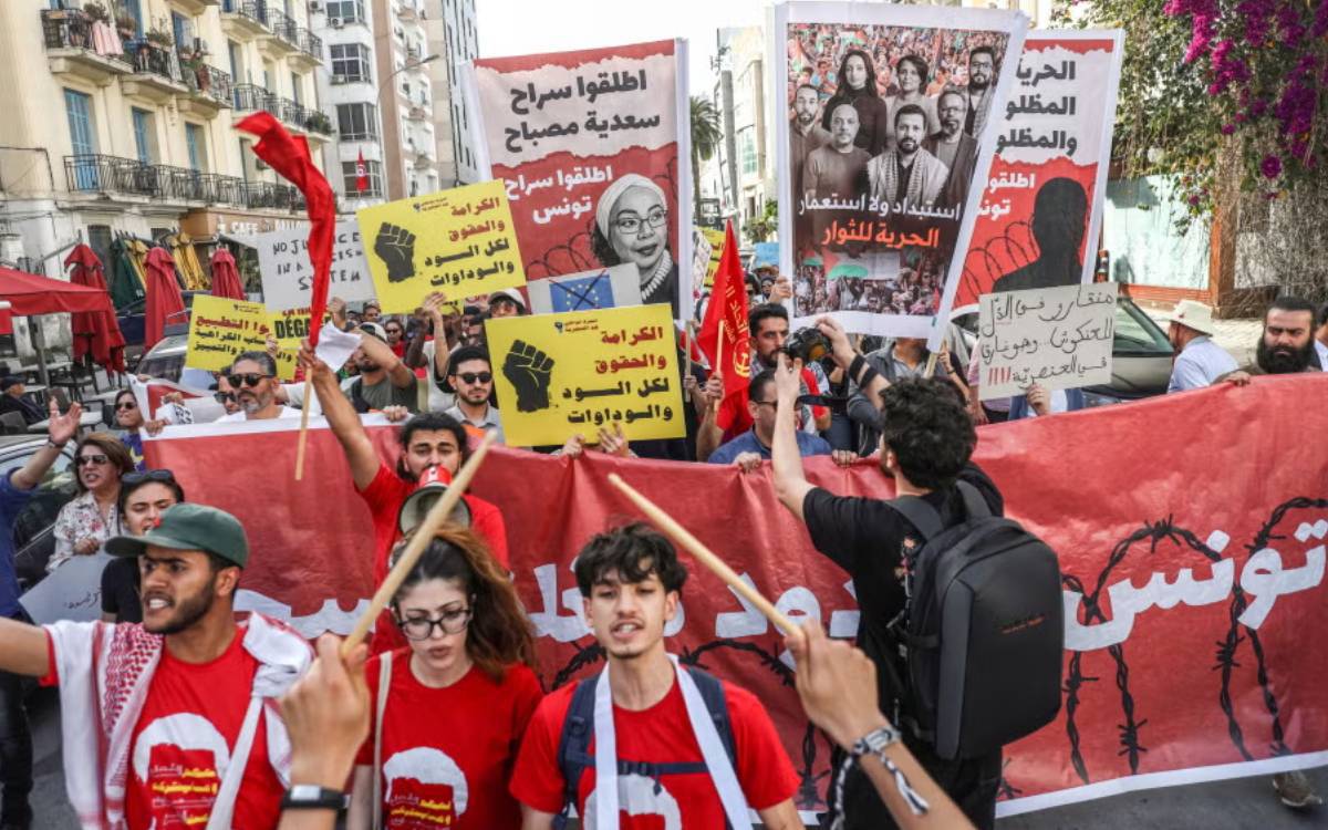 Tunus’tan Hong Kong’a: İnsan hakları savunucuları hedefte