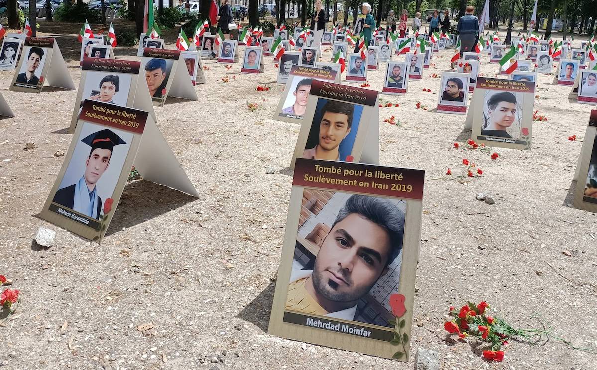 İran'da 3 kişi daha, ailelerinden habersiz idam edildi