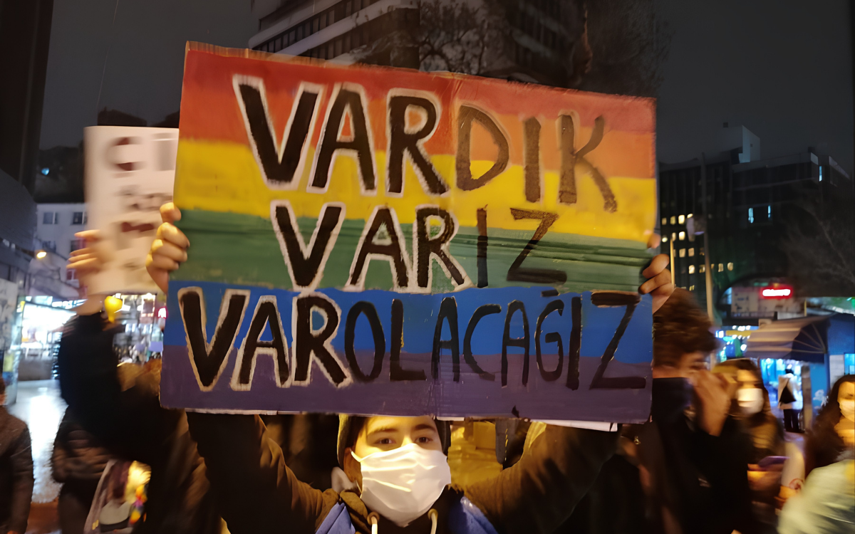 Widespread police raids, online censorship target Turkey’s LGBTI+ community in new crackdown