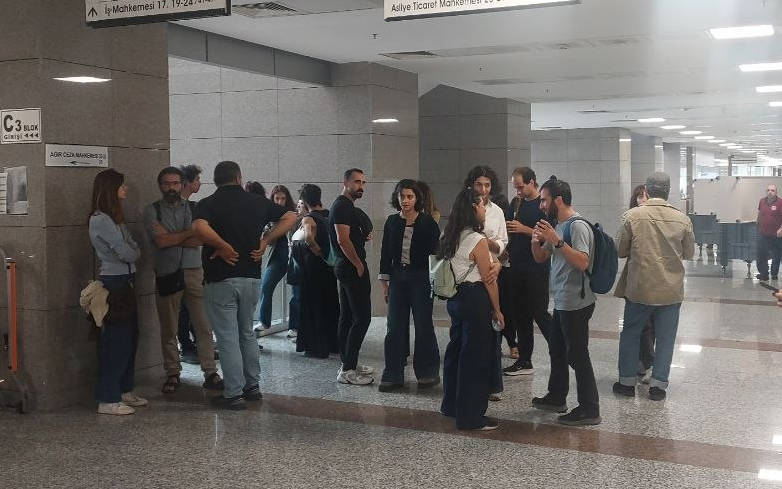 7,5 aydır tutuklu gazeteci Pınar Gayıp’a ilk duruşmada tahliye