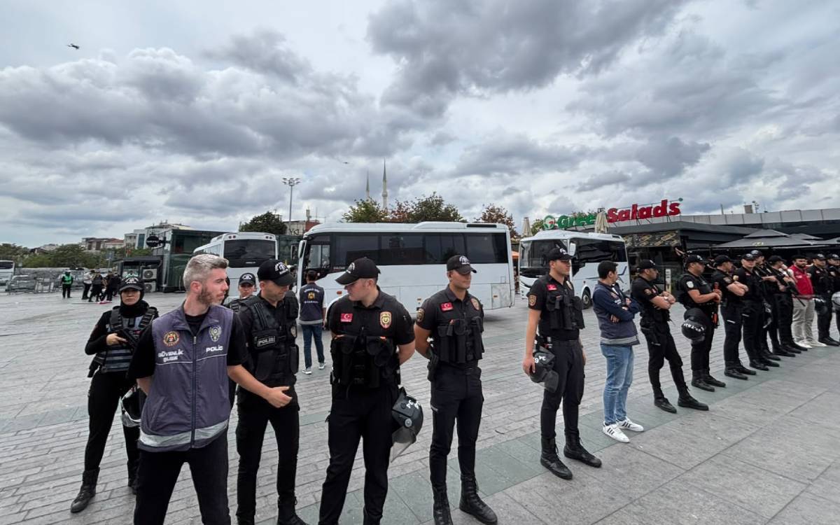Çağlayan’da gözaltıları protesto edenler de gözaltına alındı
