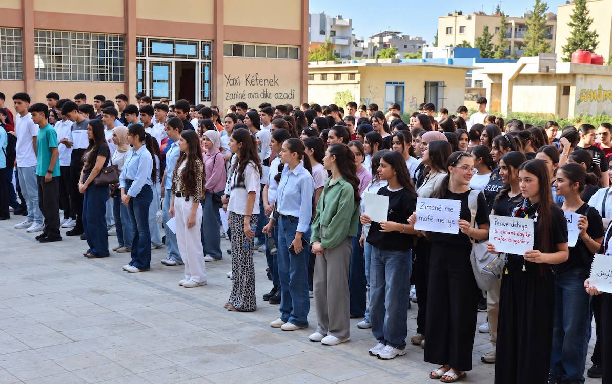 Suriye: Şam merkezi yönetimi dayatırken Kürtler anadili kazanımını korumakta ısrarlı