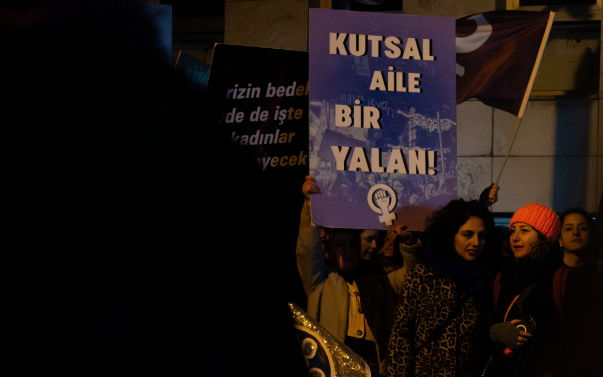 “LGBTİ+ları içinden çıkardığınızda geriye nasıl bir aile kalır?”