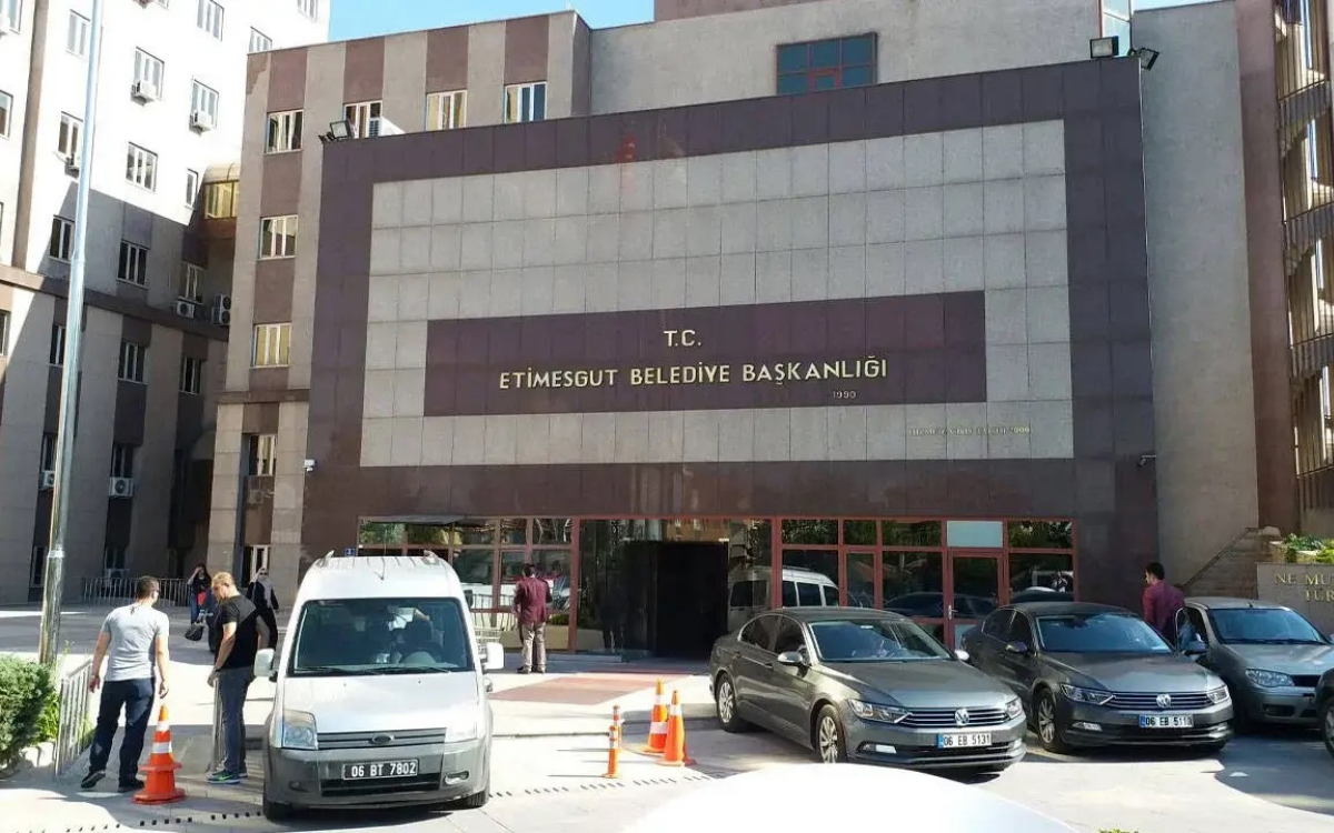 Etimesgut Belediyesi’ne yeni operasyon