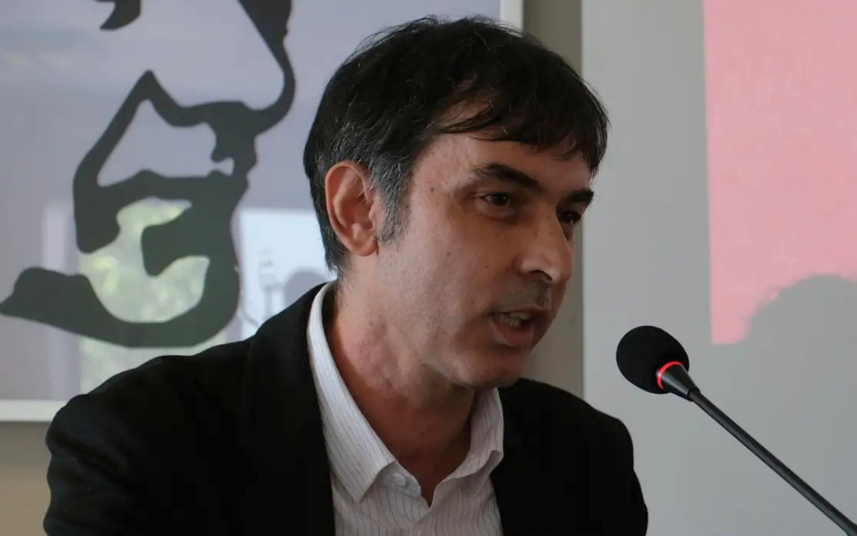 Gazeteci Bahadır Özgür gözaltına alındı