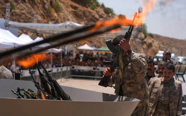 PKK'nin silah bırakma töreninden kareler
