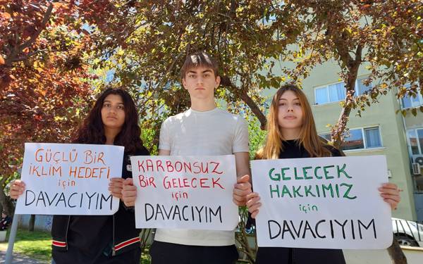 İklim aktivisti gençlerden Türkiye'ye dava