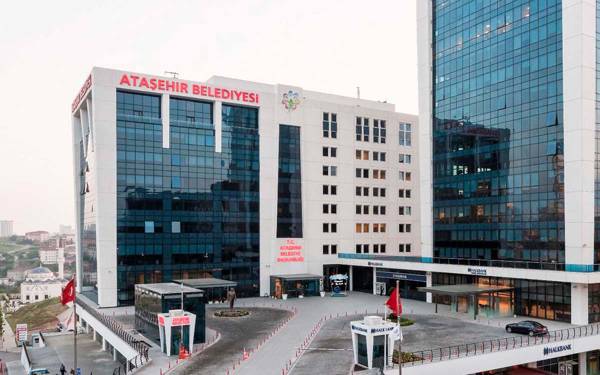 Ataşehir Belediyesi’nde 9 işçi isteği dışında emekli edildi