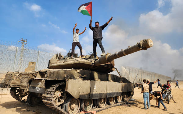 Hamide Rencüs: İsrail ilk defa Gazze sınırındaki kontrolü kaybetmiş durumda