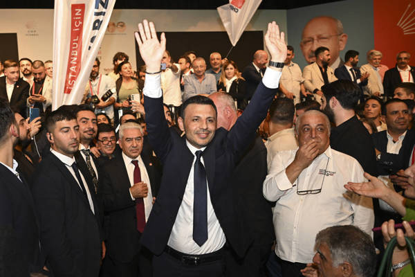 CHP: Internal opposition wins key İstanbul congress