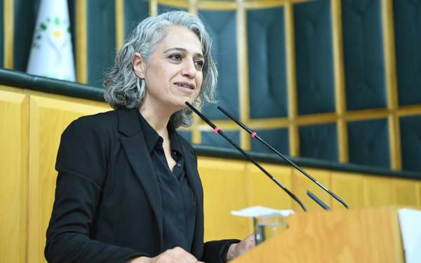 Kılıçgün Uçar: Kobanî’de hevesleri kursaklarında kalacak