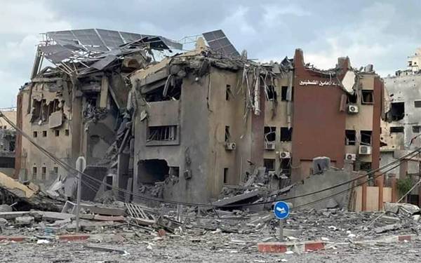 Gazze’deki Filistin Barosu binası bombalandı