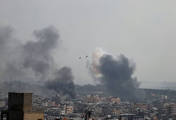 Kassam Tugayları: Gazze'deki İsrail saldırılarında 13 esir öldü