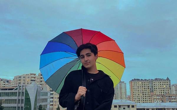 Azerbaycan’dan LGBTİ+ aktivisti Aleks: Yaşama hakkı talep ediyoruz