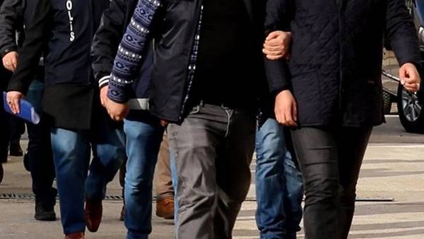 HDP ve DBP'li 4 kişi tutuklandı