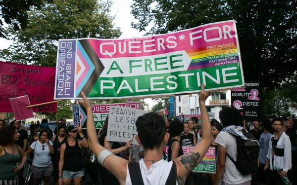 ÜniKuir: İşgalci İsrail’in LGBTİ+ hakları için mücadele yalanını yemiyoruz