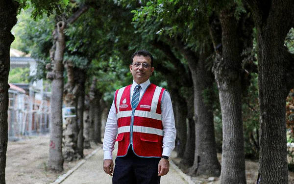 "En başarılı Büyükşehir Belediye Başkanı Ekrem İmamoğlu"