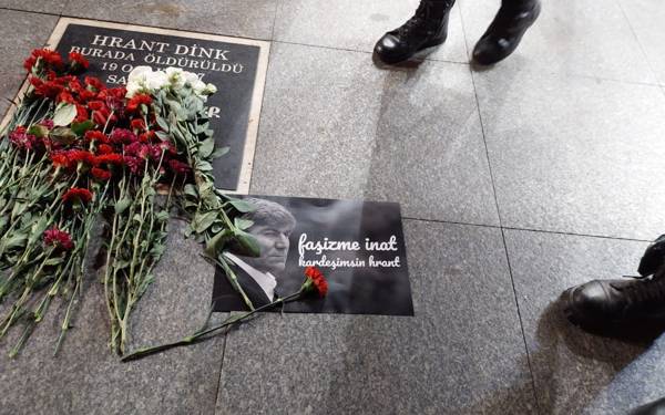 Hrant'ın Arkadaşları çağrı yaptı: Anısına bir karanfil bırakıyoruz