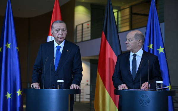 Erdoğan ve Scholz: Zoraki bir 'işbirliği' mi?
