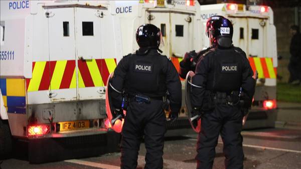 İrlanda'nın başkenti Dublin'de başlayan protestolar şiddet eylemlerine dönüştü