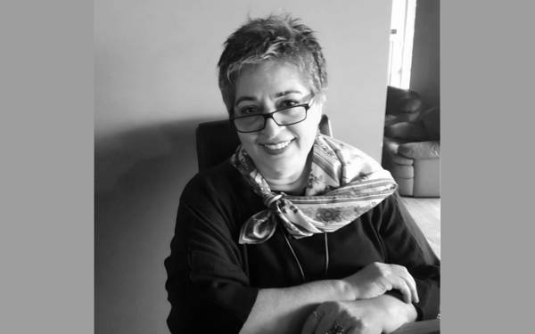 Feminist aktivist Sevna Somuncuoğlu hayatını kaybetti