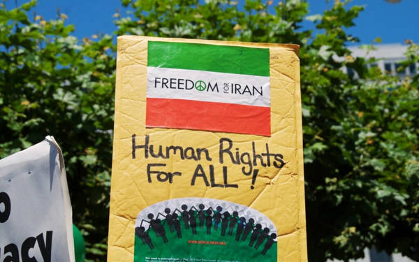 İranlı LGBTİ+ aktivisti Sareh serbest bırakıldı