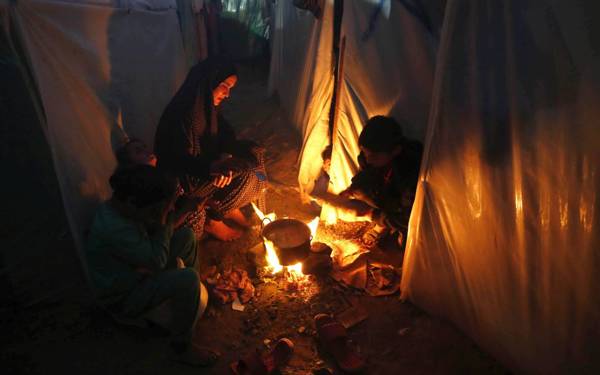 BM: Gazze'de insani yardım operasyonları çökmenin eşiğinde