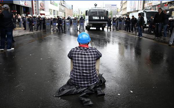 Sendikalardan AYM’nin Taksim Meydanı kararına dair açıklama