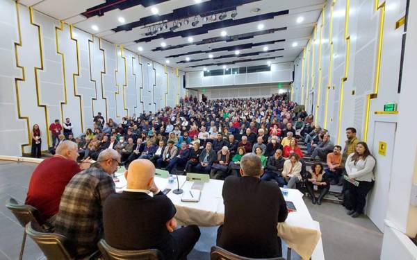 İzmir, Yerel Seçimler Ve Toplumcu Belediyecilik Sempozyumu tamamlandı