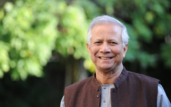 Nobel ödülü sahibi Muhammed Yunus'a seçimlere 5 gün kala 6 ay hapis