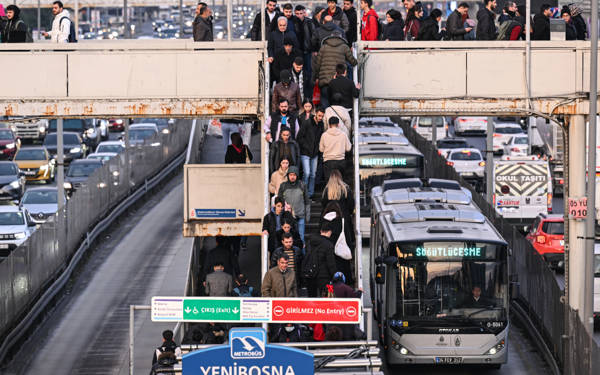 İstanbul'da toplu ulaşıma yüzde 18 ile yüzde 28 arasında zam