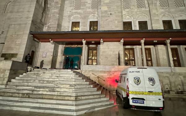 Fatih Camisi’ndeki bıçaklı saldırıda tutuklama