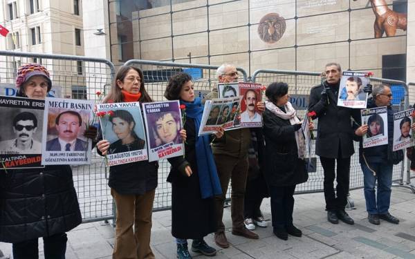 Cumartesi Anneleri/İnsanları: Mehmet Eymür’ü iyi bilmezdik