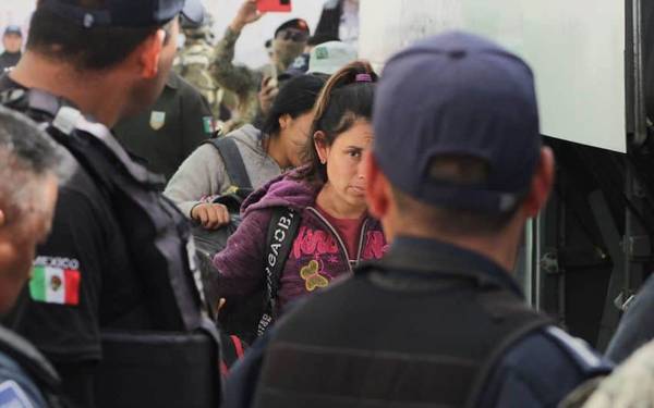 Meksika’da insan kaçakçılarının deposunda 726 kişi bulundu