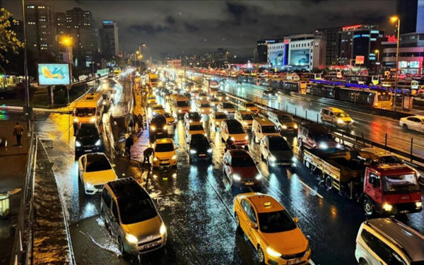 Trafik sıkışıklığı fiyatlandırması İstanbul’a çare olabilir mi?