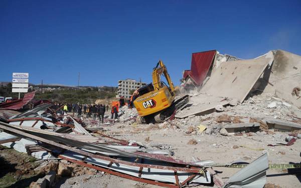 Maraş building demolition claims operator's life