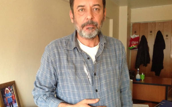 Gazeteci Süleyman Güncel, İzmir’de gözaltına alındı