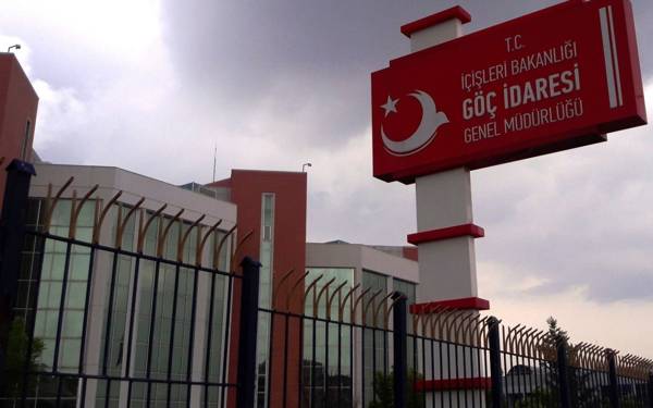 İstanbul'da gözaltına alınan 35 mülteciden haber alınamıyor