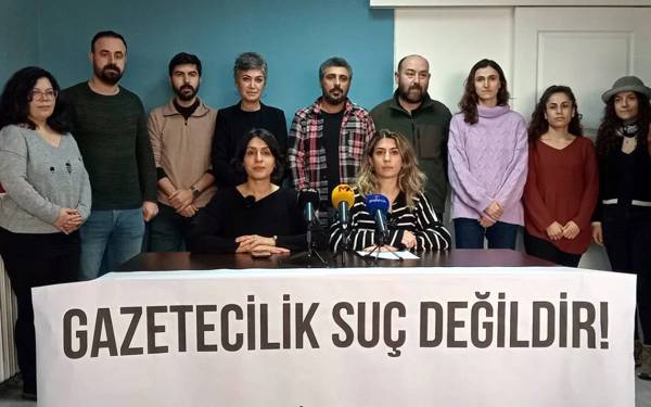 Five journalists in custody for 3 days in İzmir