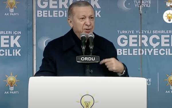 Erdoğan: "Belediyede biz varsak doğalgaz var, biz yoksak yok"