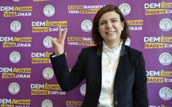 DEM Parti Diyarbakır adayı Bucak: Kadınların öldürülmediği bir aileyi savunuyorum