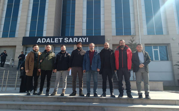 Van’da gözaltında tutulan gazeteciler 3 gün sonra serbest