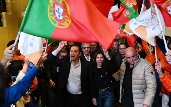 Portekiz'de erken genel seçim için oy kullanma işlemi başladı