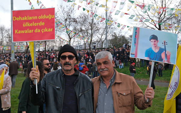bianet'in objektifinden Diyarbakır Newroz'u